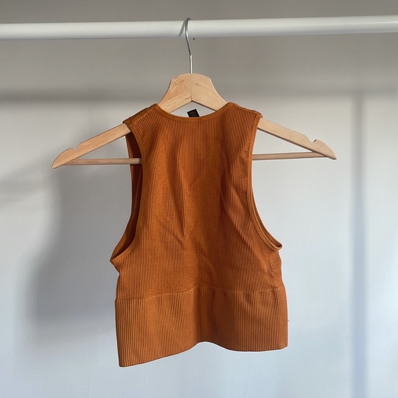 Urban Outfitters Out From Under Hailey Seamless Plunge Bra Burnt Orange Crop - Picture 2 of 4